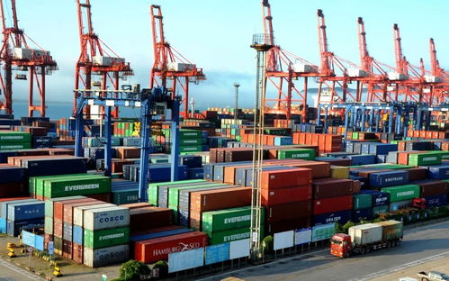 2018年10月13日貨物進(jìn)出口 機(jī)遇與挑戰(zhàn)